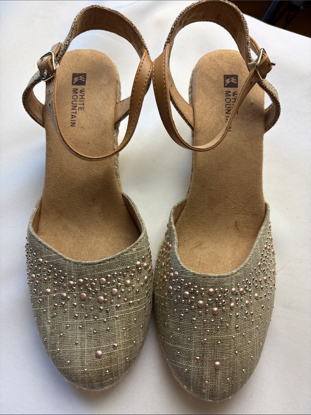 White Mountain Tan Beaded Ankle-Strap Wedges size 8m